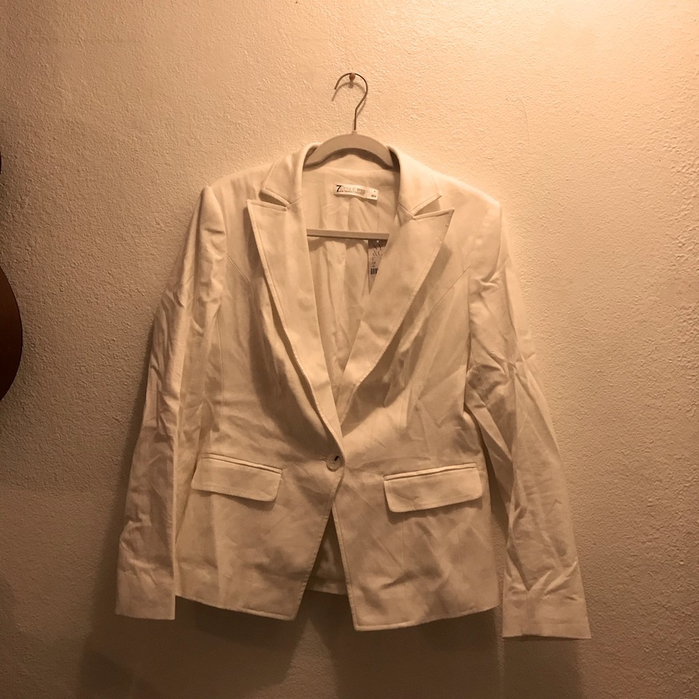 Cotton and linen white blazer